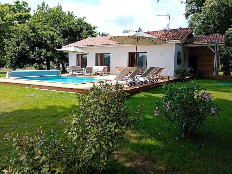 Maison Neuve Avec Piscine Chauffee, 4 Kms De Contis Plage Сен-Жульєн-ан-Борн Екстер'єр фото