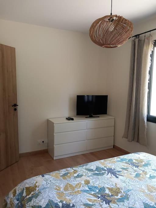 Maison Neuve Avec Piscine Chauffee, 4 Kms De Contis Plage Сен-Жульєн-ан-Борн Екстер'єр фото
